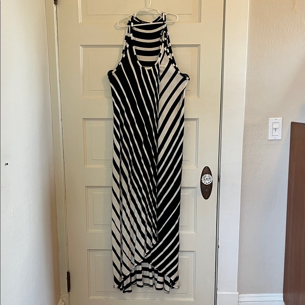 Ella Moss Black and White Asymmetrical Dress